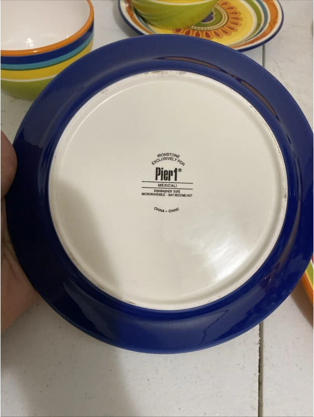 Pier One Dish Set Of 19 (3) 5 1/2 Bowls,(9) 8 3/4 Plates,(3) 10 3/4 Plates